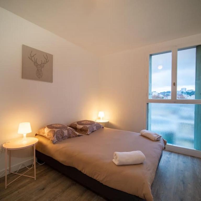 Fully equipped apartment balcony sleeps 7 wifi - Apartment mit 2 Schlafzimmern - 4