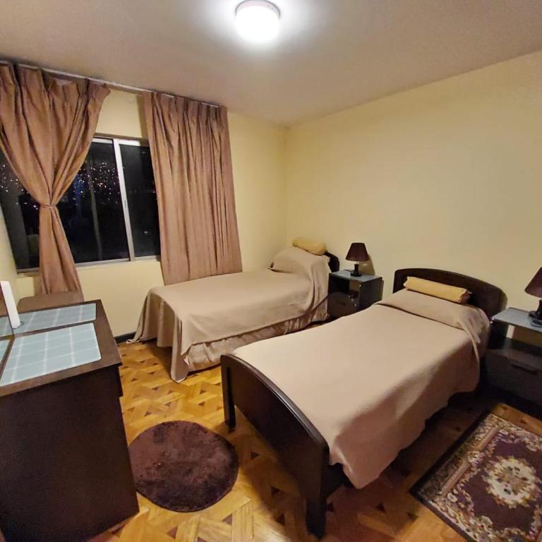 Excelente, cómodo departamento con perfecta ubicación - Three-Bedroom Apartment - 4
