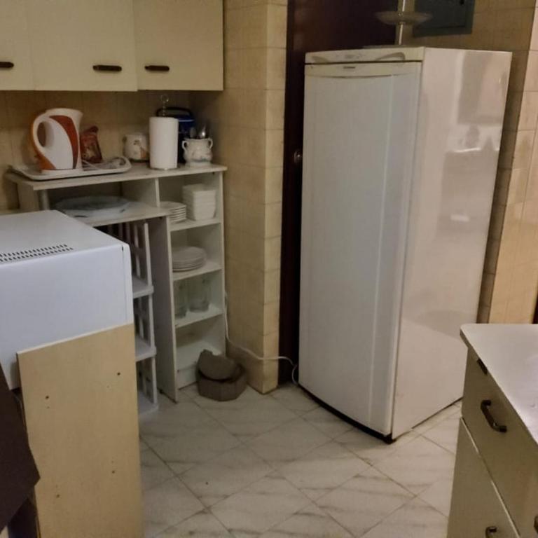Excelente, cómodo departamento con perfecta ubicación - Three-Bedroom Apartment - 8