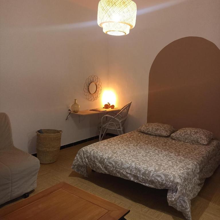 Les hébergements de la plage en ville - Studio-Apartment mit Meerblick - 13