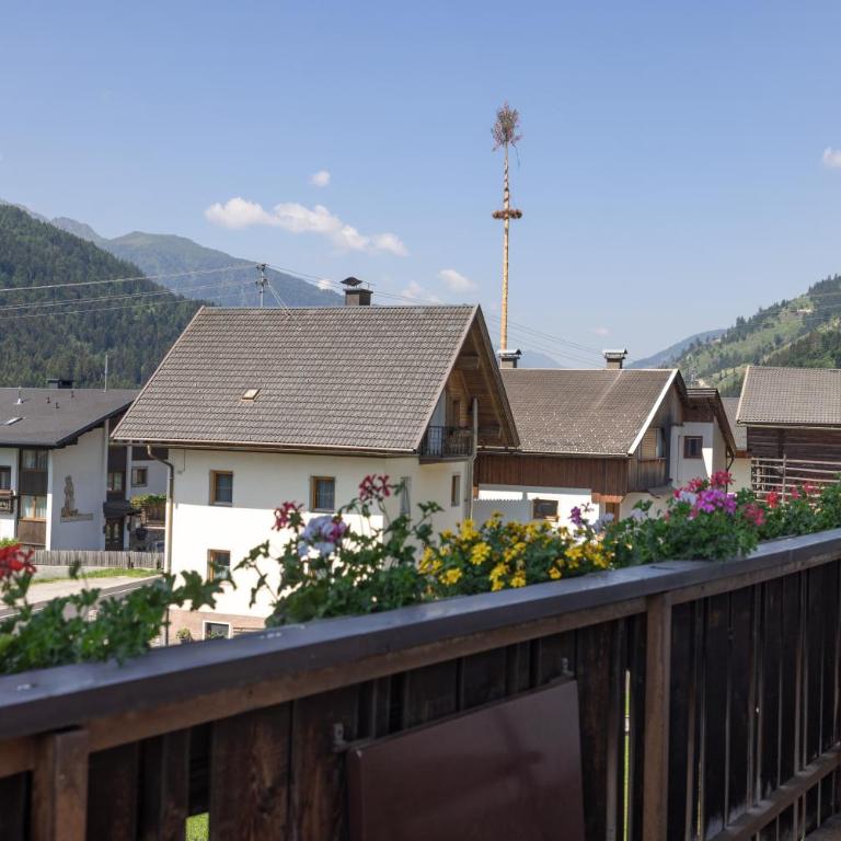 Erlebenswert Bauernhof Gruber - Doppelzimmer mit Balkon (3 Erwachsene) - 9
