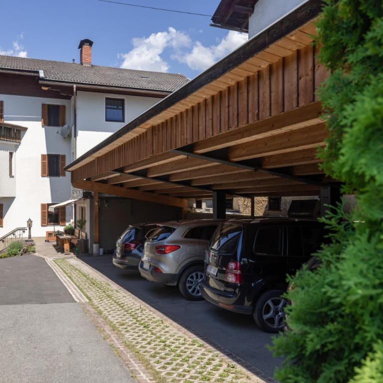 Erlebenswert Bauernhof Gruber - Doppelzimmer mit Balkon (3 Erwachsene) - 14
