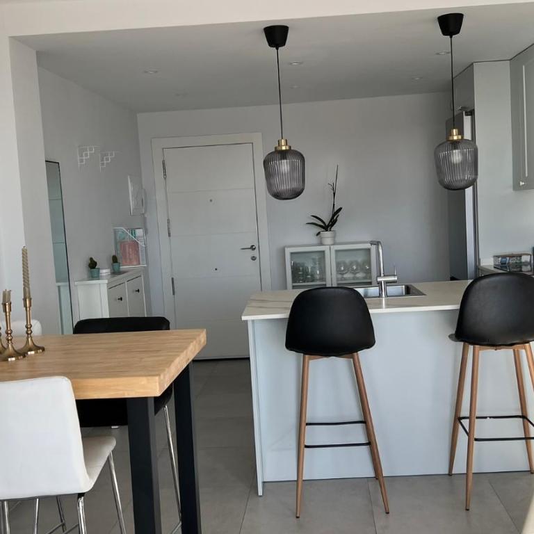 1º Línea de playa en pleno centro de Fuengirola - Apartamento de 3 dormitorios - 11
