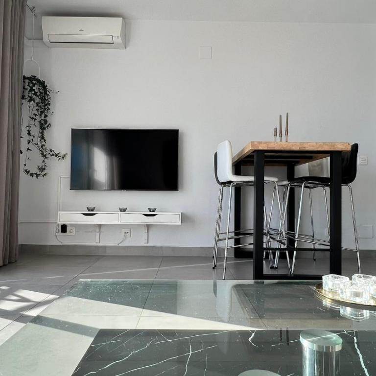 1º Línea de playa en pleno centro de Fuengirola - Apartamento de 3 dormitorios - 8