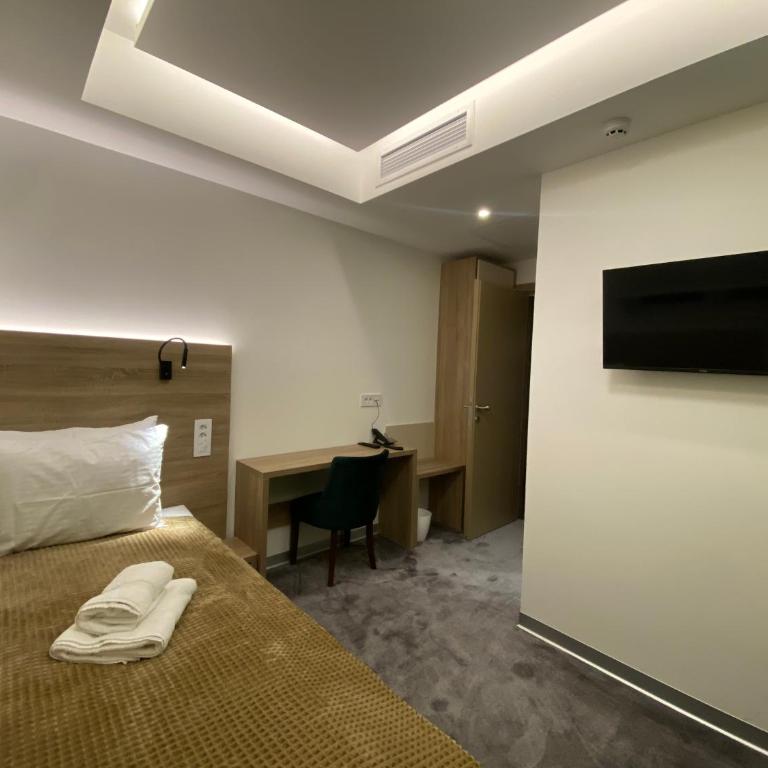 Konak Stella - Dvokrevetna Soba sa Zasebnim Krevetima i Kupatilom - 12