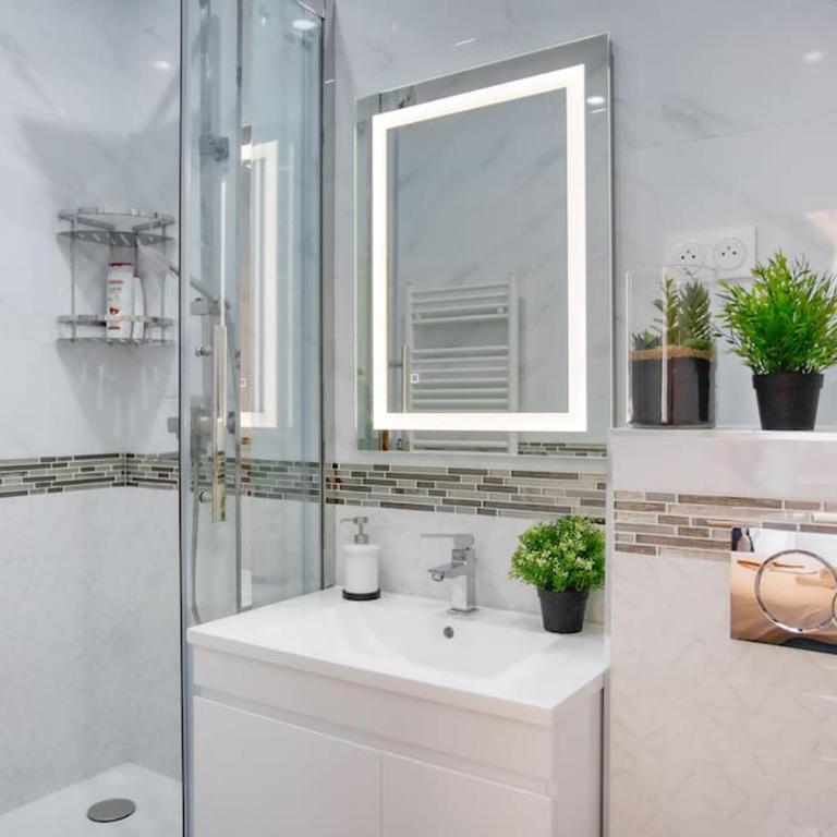 Chaleureux 100m2 3CH - Séjour Romantique Parfait - Appartement 3 Chambres - 10