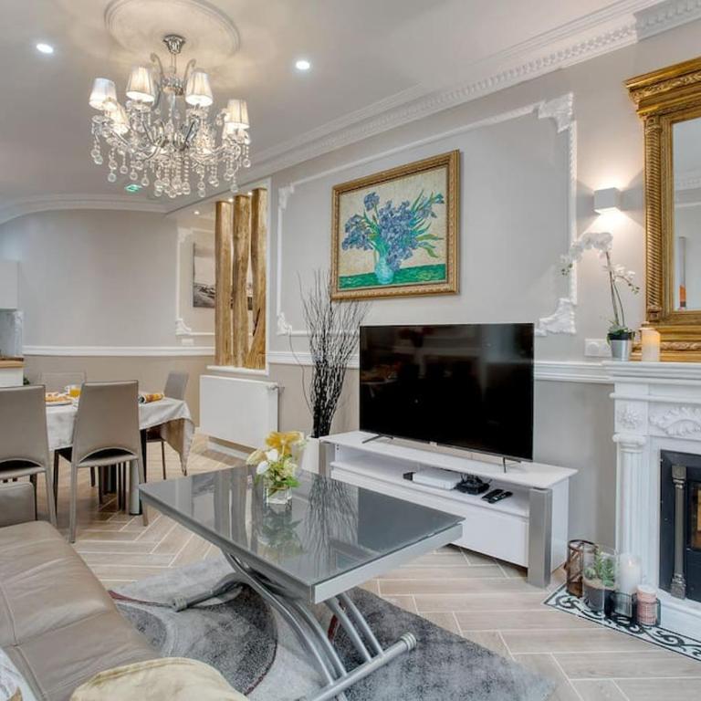 Chaleureux 100m2 3CH - Séjour Romantique Parfait - Appartement 3 Chambres - 12