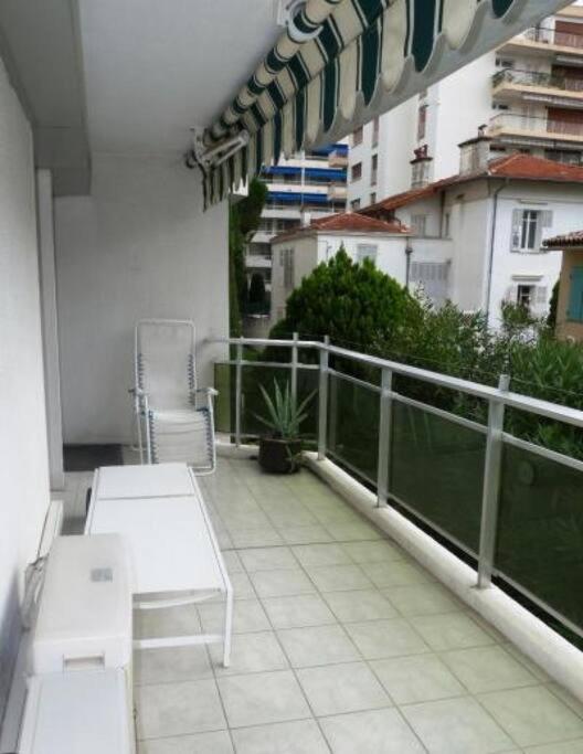 Three bedroom, two bathroom apartment in Cannes with large terrace - 880 - Appartement 3 Chambres - 7