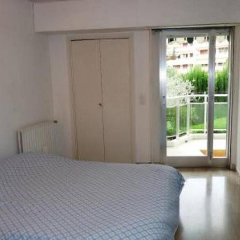 Three bedroom, two bathroom apartment in Cannes with large terrace - 880 - Appartement 3 Chambres - 10