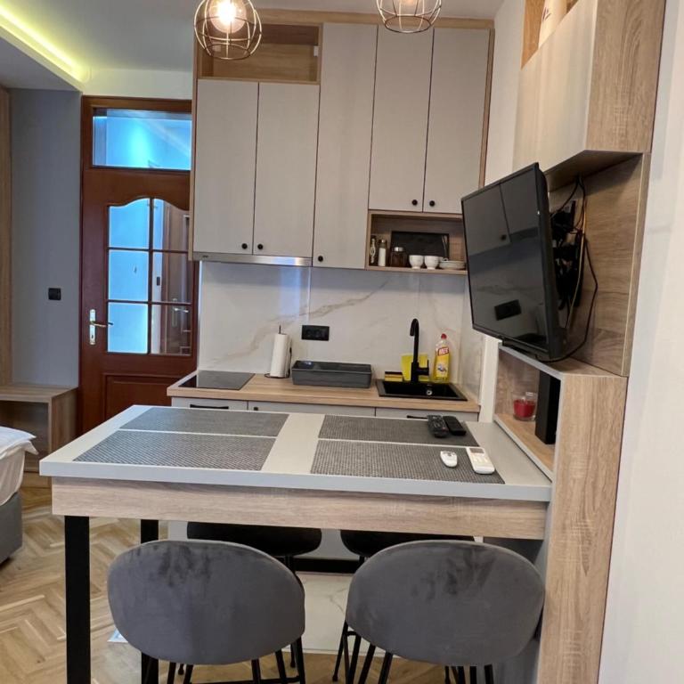 Apartmani Central & Free parking - Apartman - 17