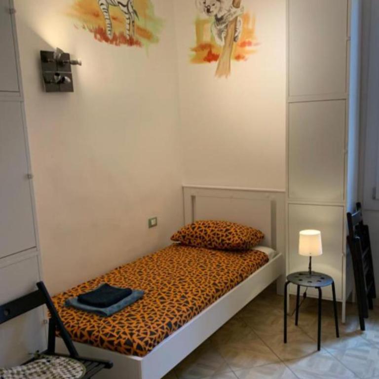 Backpackers House - Posto Letto in Dormitorio Misto con 4 Letti - 6