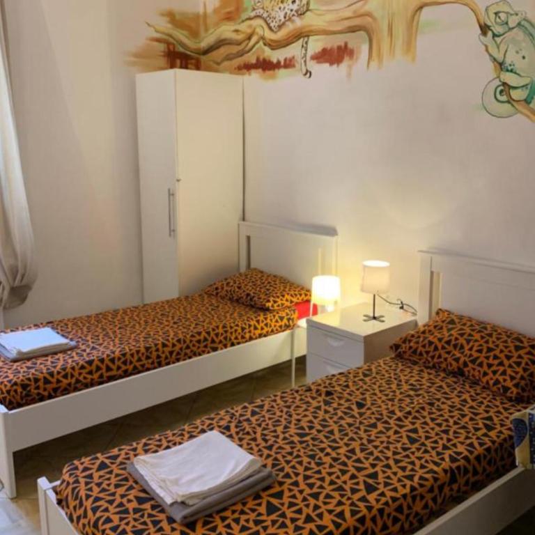 Backpackers House - Posto Letto in Dormitorio Misto con 4 Letti - 7