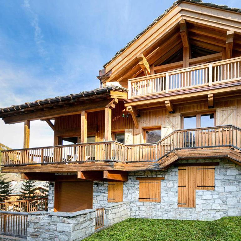 Appartement rustique avec cheminée, terrasse et garage à Val d'Isère - FR-1-694-16 - Apartment - 4