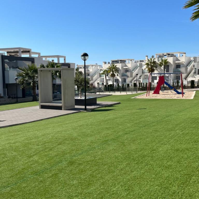 Oasis Beach, Punta Prima, Torrevieja - Apartamento de 2 dormitorios - 14