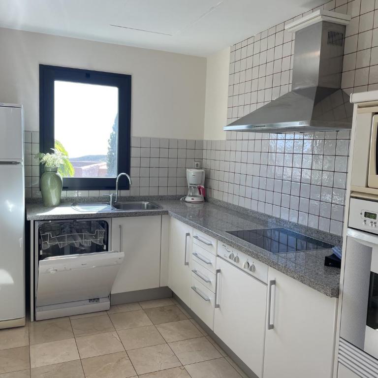 HomeForGuest Villa 7 in Salobre Golf with nice views to the mountains - Villa - 10