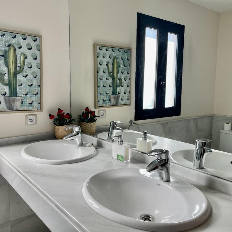 HomeForGuest Villa 5 in Salobre Golf with private pool, garden and great views - Villa with Private Pool - 18