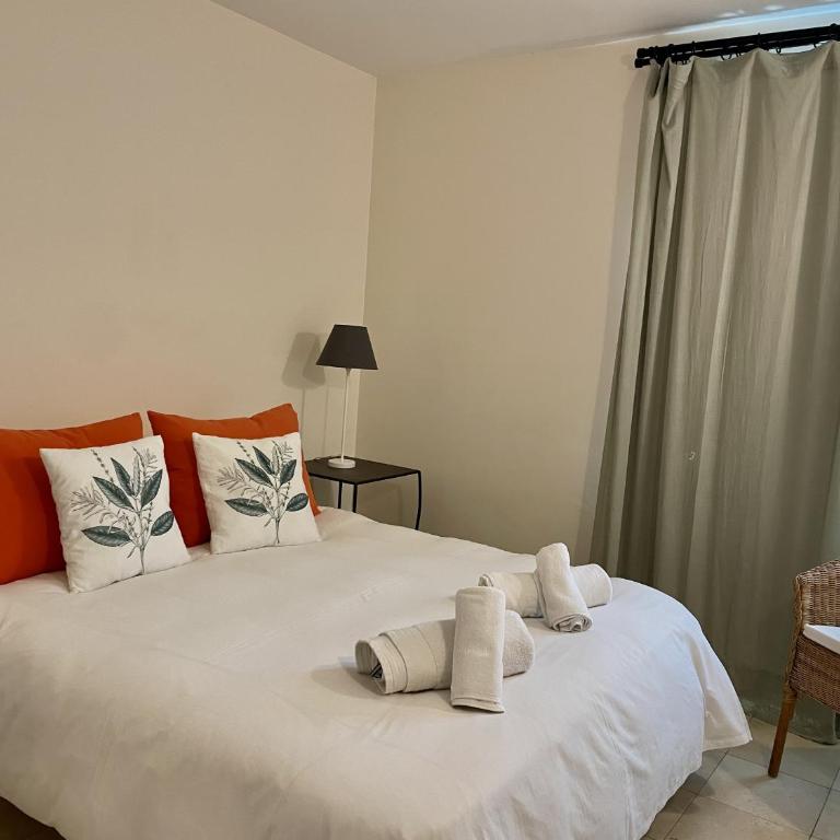 HomeForGuest Villa 5 in Salobre Golf with private pool, garden and great views - Villa with Private Pool - 27