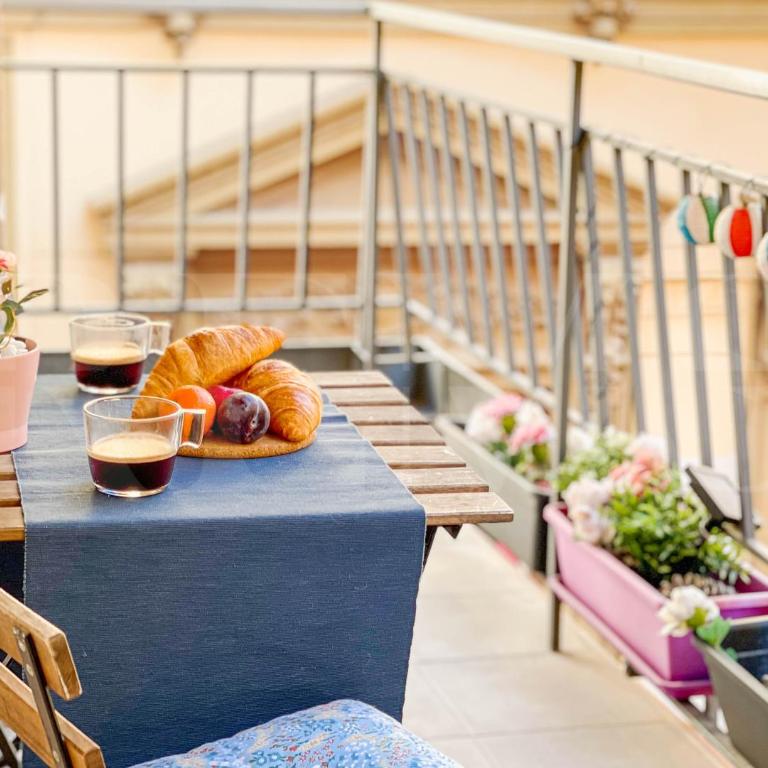 Cosy flat with private balcony - Historic Center by REMS - Apartamento - 17
