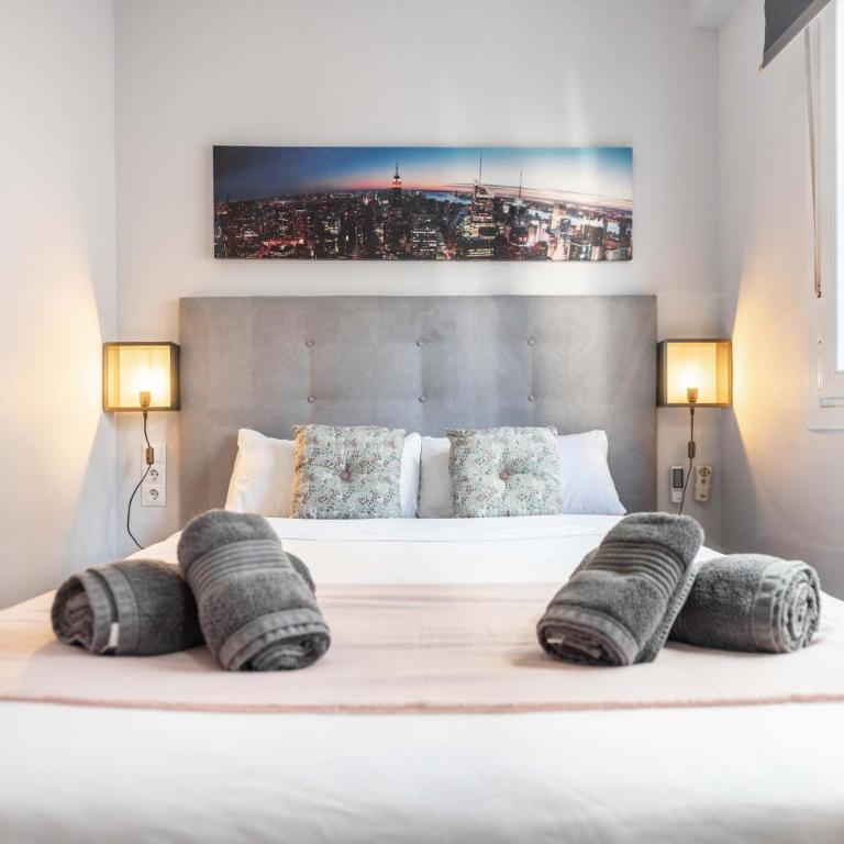Cosy flat with private balcony - Historic Center by REMS - Apartamento - 11