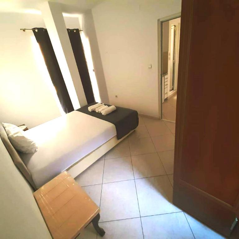 Villa Alba Apartments - Two-Bedroom Apartment - 7