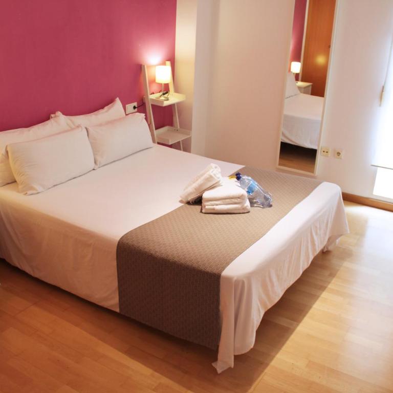 City Centre Room - Double Room with Private Bathroom - 2