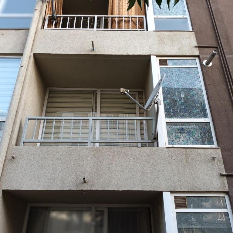 Apartamento - Three-Bedroom Apartment - 16