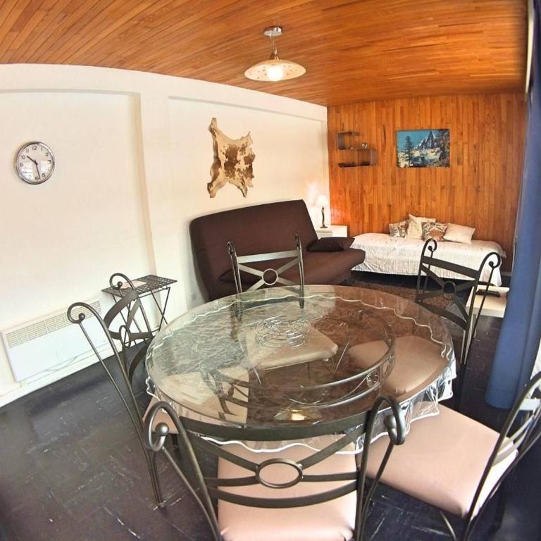 2 Pièces, 6 Couchages à Vars Les Claux - Skis aux Pieds - Appartement 1 Chambre - 3