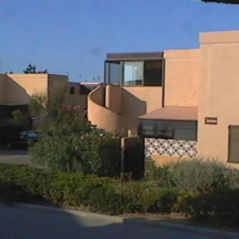 6 couchages, 100m plage, parking, clim, lave linge, lave vaisselle..... - Appartement 2 Chambres - 8