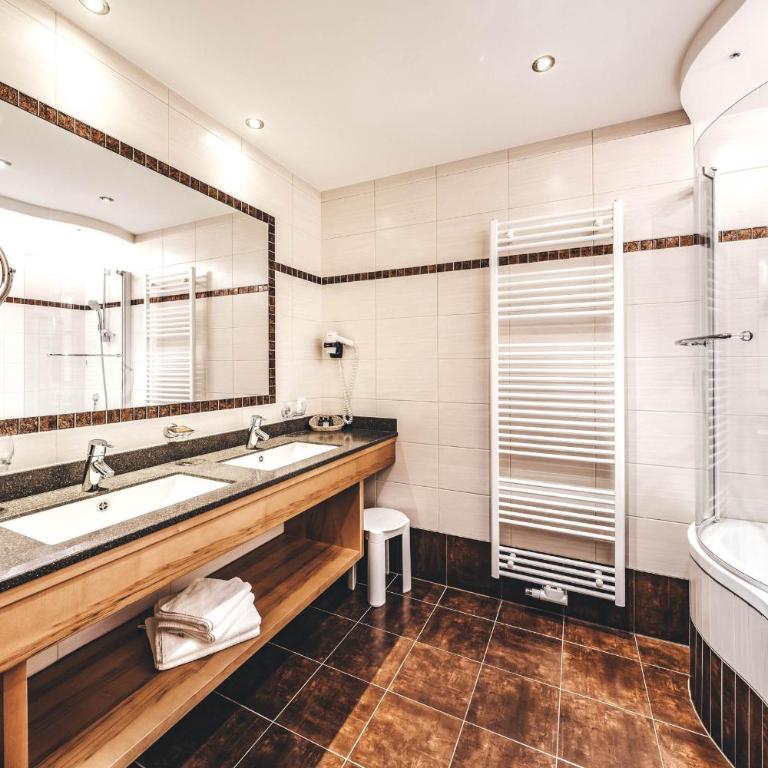 Hotel Rose - Familiensuite (2 Erwachsene + 2 Kinder) - 6