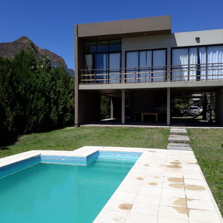 Chalet en Valle Grande - En Solar del Valle Country Club - Casa de 3 dormitorios - 1