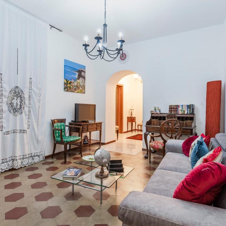 Elegante casa centro terrazzino,Park free Alfycodindia - Appartamento con 2 Camere da Letto - 2