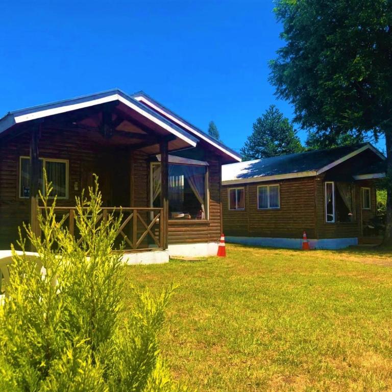 CABAÑAS MILKAHUE PUCON - Three-Bedroom House - 2