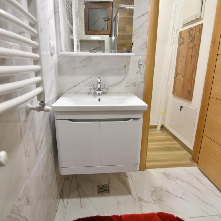 Brvnara Mont 4 - One-Bedroom Chalet - 28