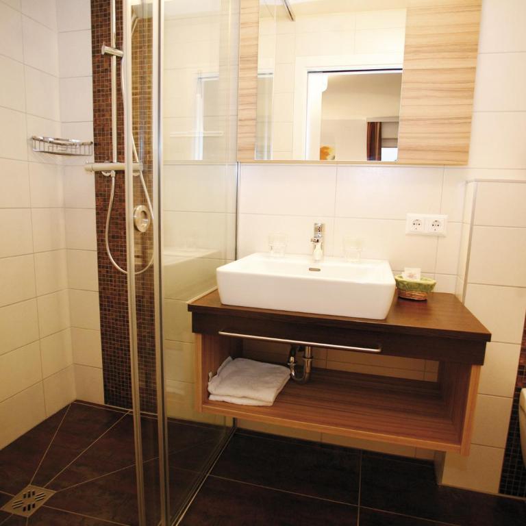 Hotel Diana - Doppelzimmer mit Balkon - 1