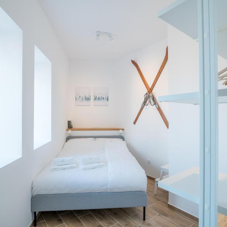 Nivalis Hill 3 - One-Bedroom Apartment - 4