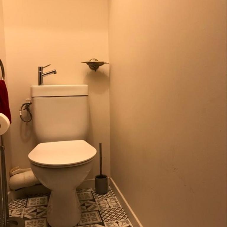 Cauquilha SPACIEUX APPARTEMENT BOURGEOIS EN CENTRE VILLE - Two-Bedroom Apartment - 10