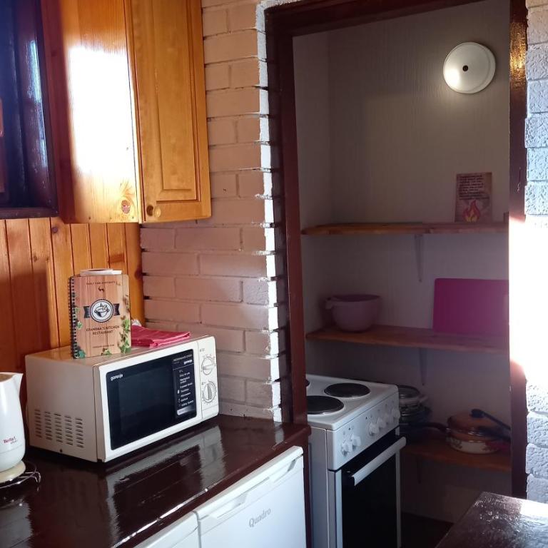 Family Farm Apartments - Three-Bedroom Chalet - 10