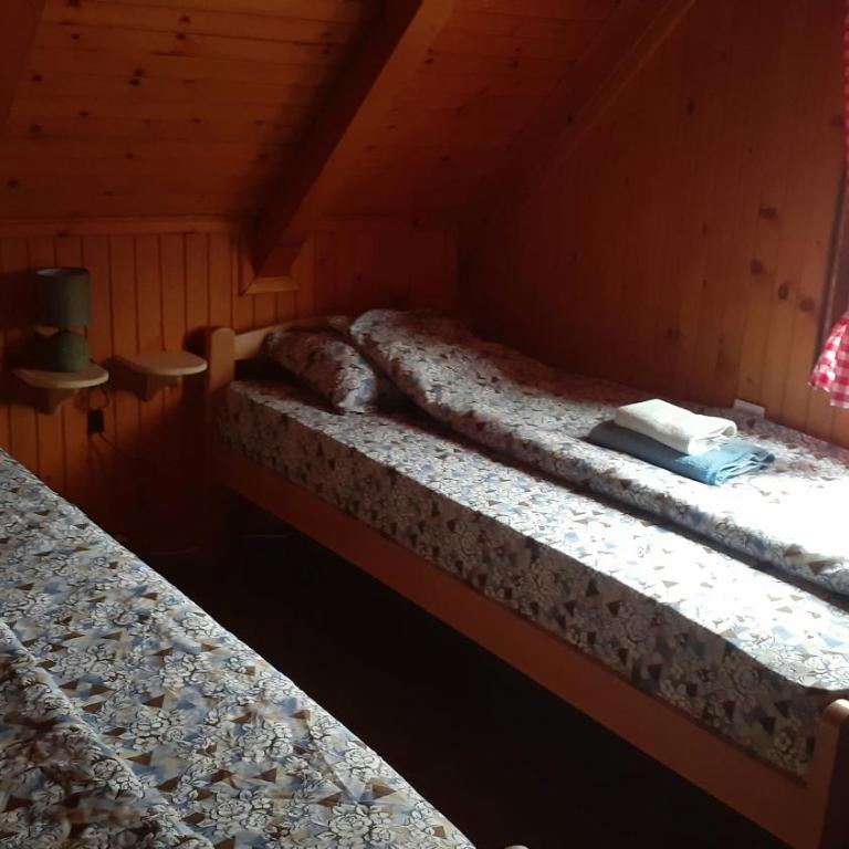 Family Farm Apartments - Three-Bedroom Chalet - 7