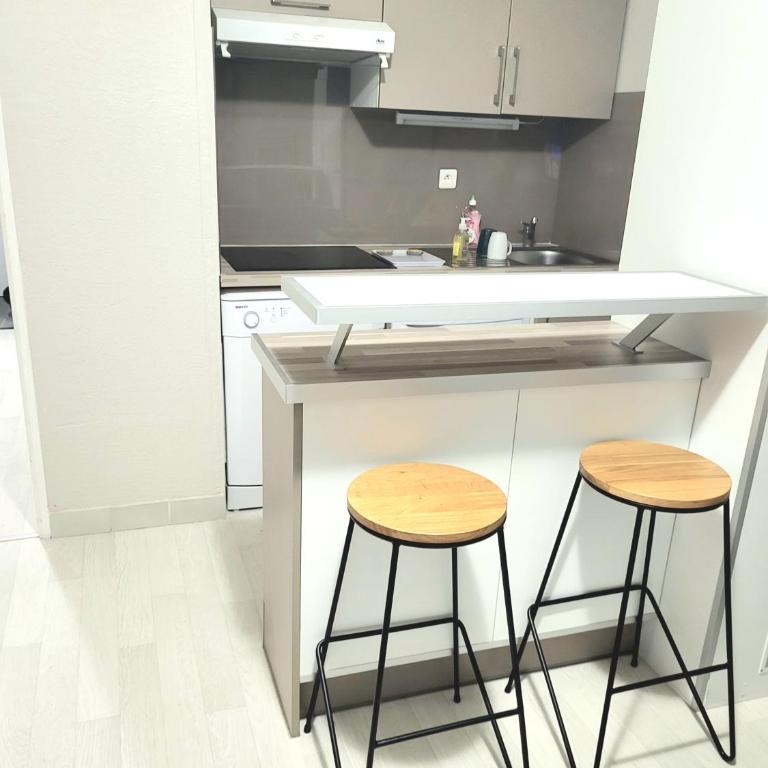 T2 plage de sable à 300m+ parking gratuit - Appartement 1 Chambre - 4