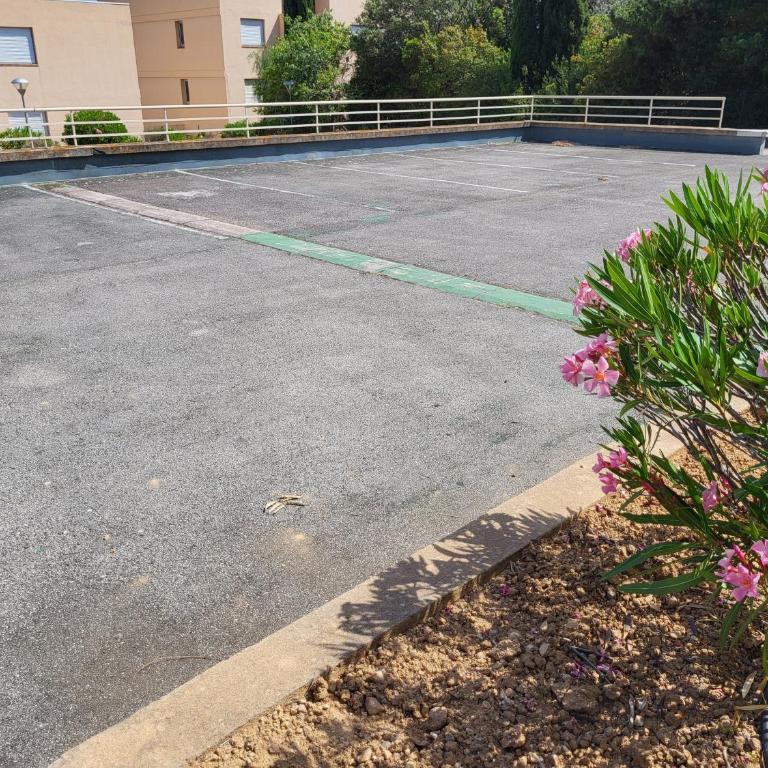 T2 plage de sable à 300m+ parking gratuit - Appartement 1 Chambre - 11