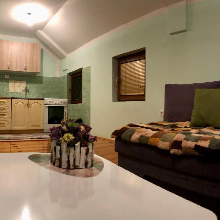 Stan na dan Pale Jahorina - Two-Bedroom Apartment - 2