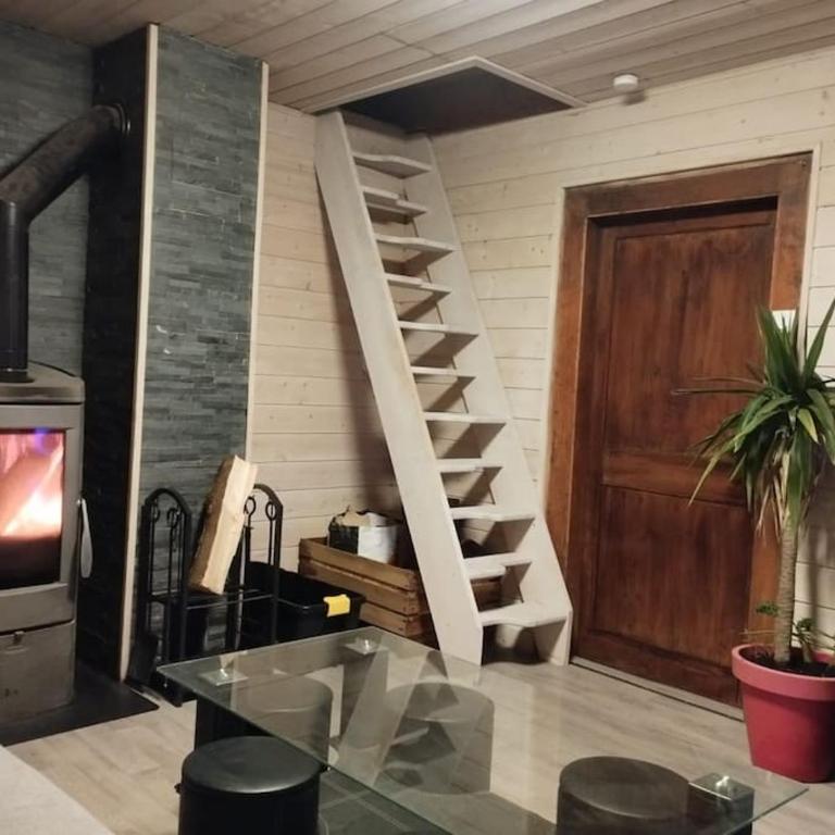 Châlet 8 personnes + grand terrain et rivière - Chalet 2 Chambres - 4