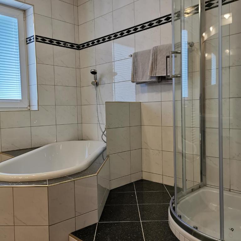 Bella Vista Apartments - Apartment mit 3 Schlafzimmern - 6