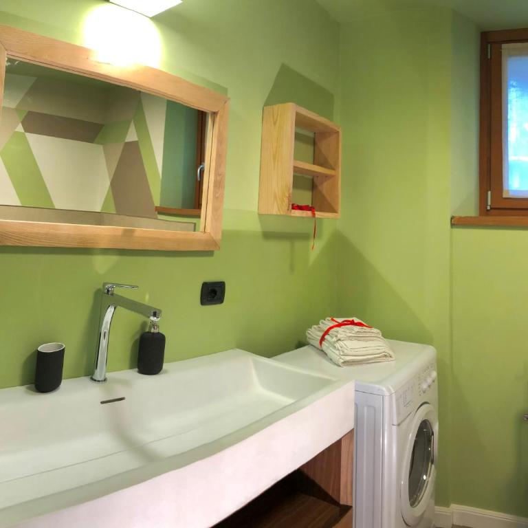 Casa Monet - Two-Bedroom Apartment - 16