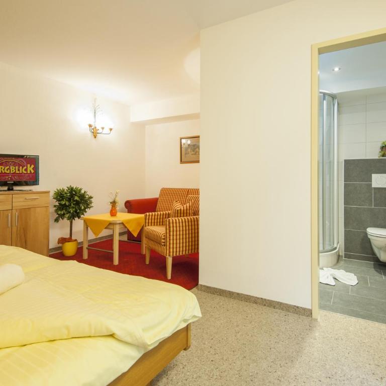Hotel-Restaurant Burgblick - Superior Doppelzimmer - 12