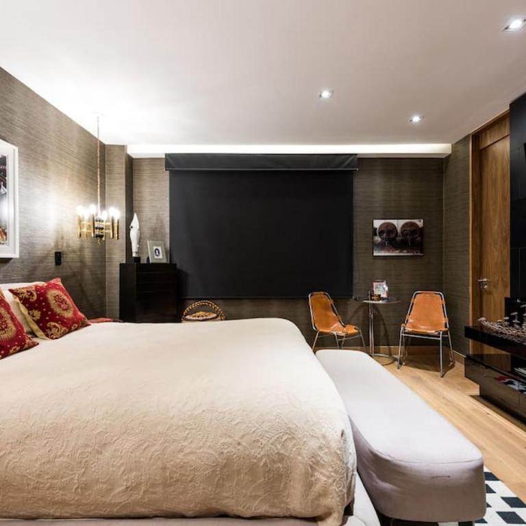 Luxurious Penthouse Oasis - Three-Bedroom Apartment - 47