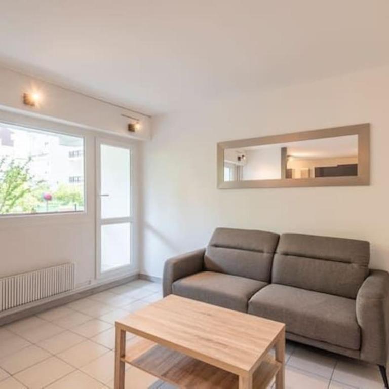 joli appartement avec balcon proximité lac - Apartment mit 1 Schlafzimmer - 13