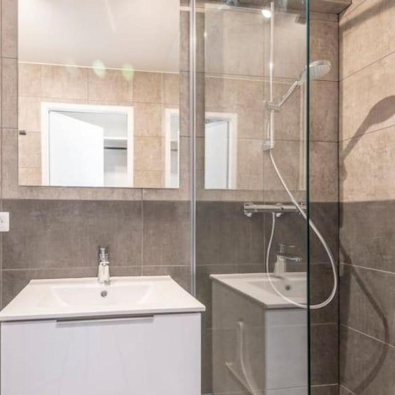 joli appartement avec balcon proximité lac - Apartment mit 1 Schlafzimmer - 16