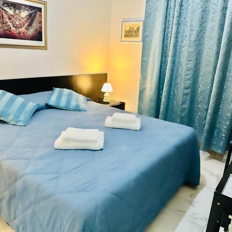 Kambal Maison - Camera Matrimoniale/Doppia con Letti Singoli con Bagno in Comune - 2