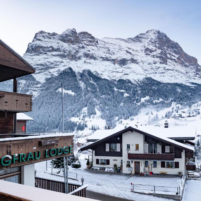 Apartment Jungfrau Lodge - Four-Bedroom Apartment with Balcony and Eiger View - 2